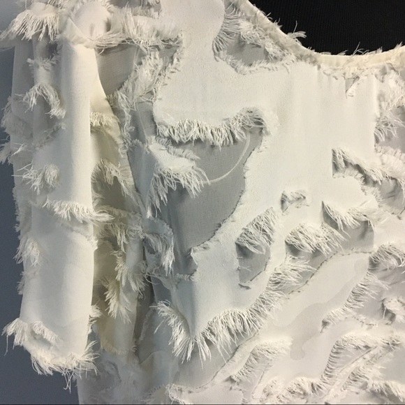 - Vince Camuto Pearl Ivory Sunrise Bay Fring… - Picture 2 of 7